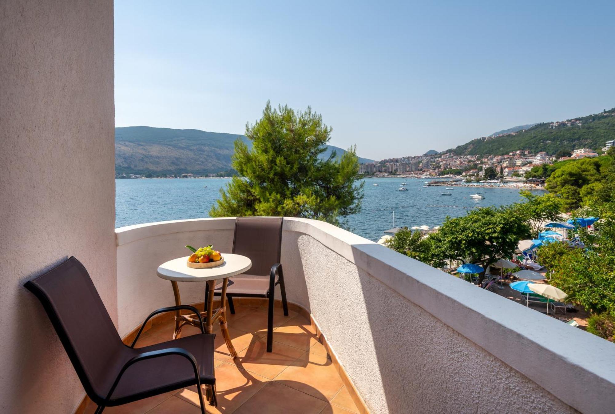 Hunguest Hotel Sun Resort Херцег-Нови Экстерьер фото